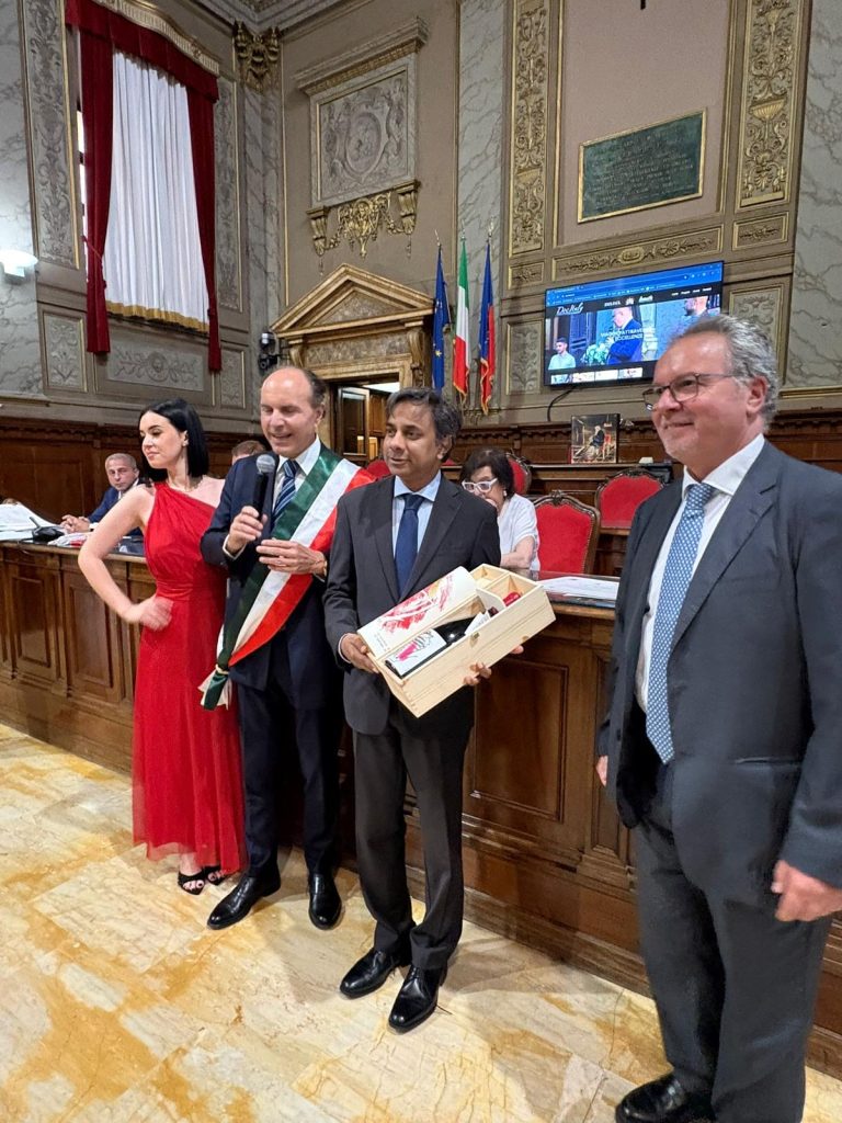Riconoscimenti Ambasciatori e Diplomatici DOC ITALY